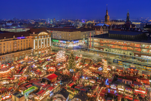Weihnachtstraum über den Dächern Dresdens