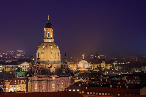 Weihnachtstraum über den Dächern Dresdens